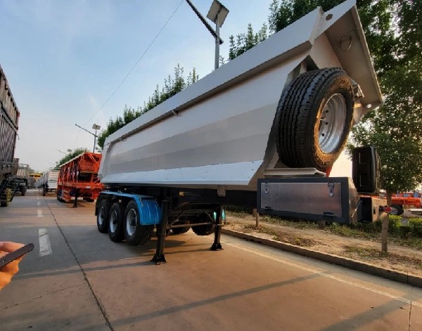 Rear Tipping Dump Trailers In Saudi Arabia