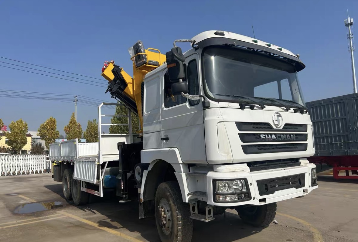 Shacman 6×4 F3000 Truck-Mounted Crane